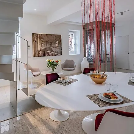 Διαμέρισμα Apartment With A Private Terrace On The Water !